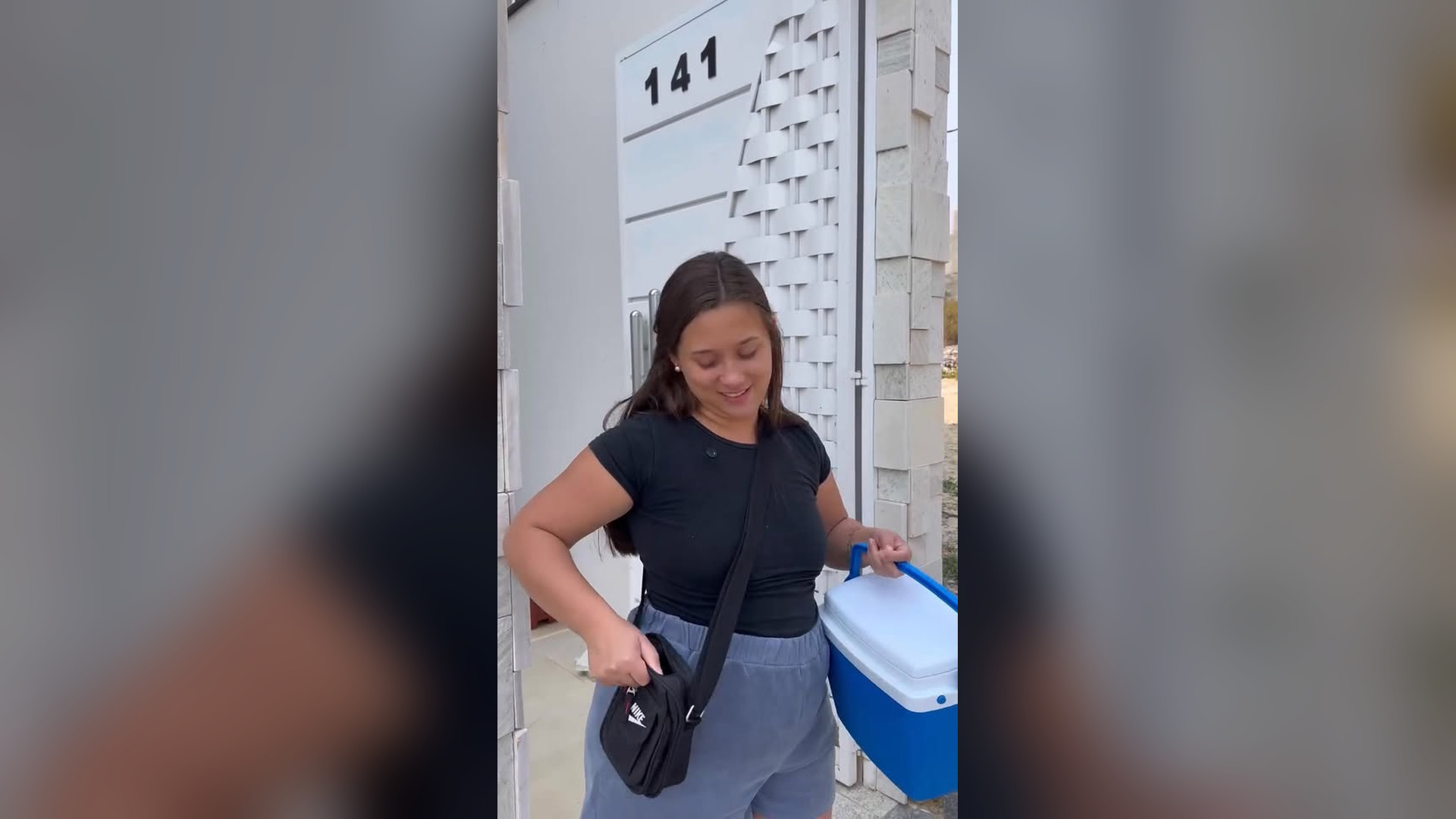 D2003132 Vendia sorvete, mas uma das clientes roub4b4 sem part2